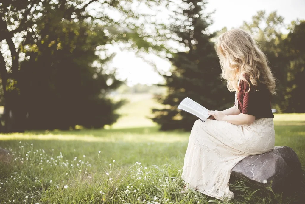 Reading_Adult_Fantasy